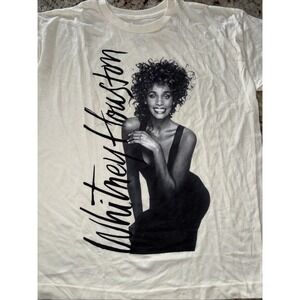 Whitney Houston Front Square Print T-shirt (Size L) Light Yellow. 5322
